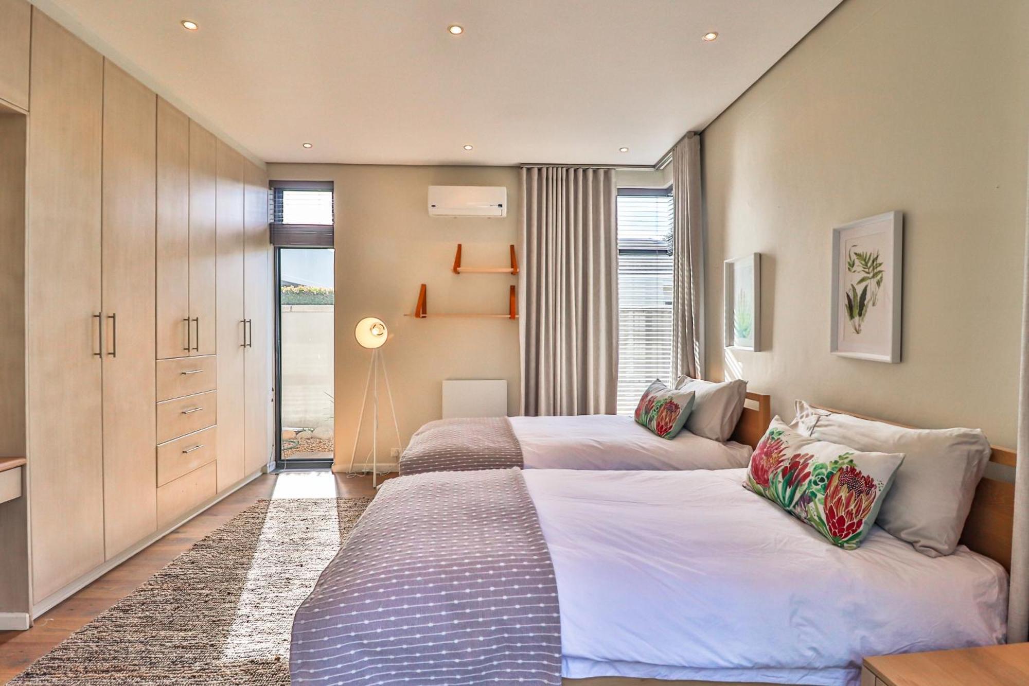 Bayhill Terrace 17 By Ctha *