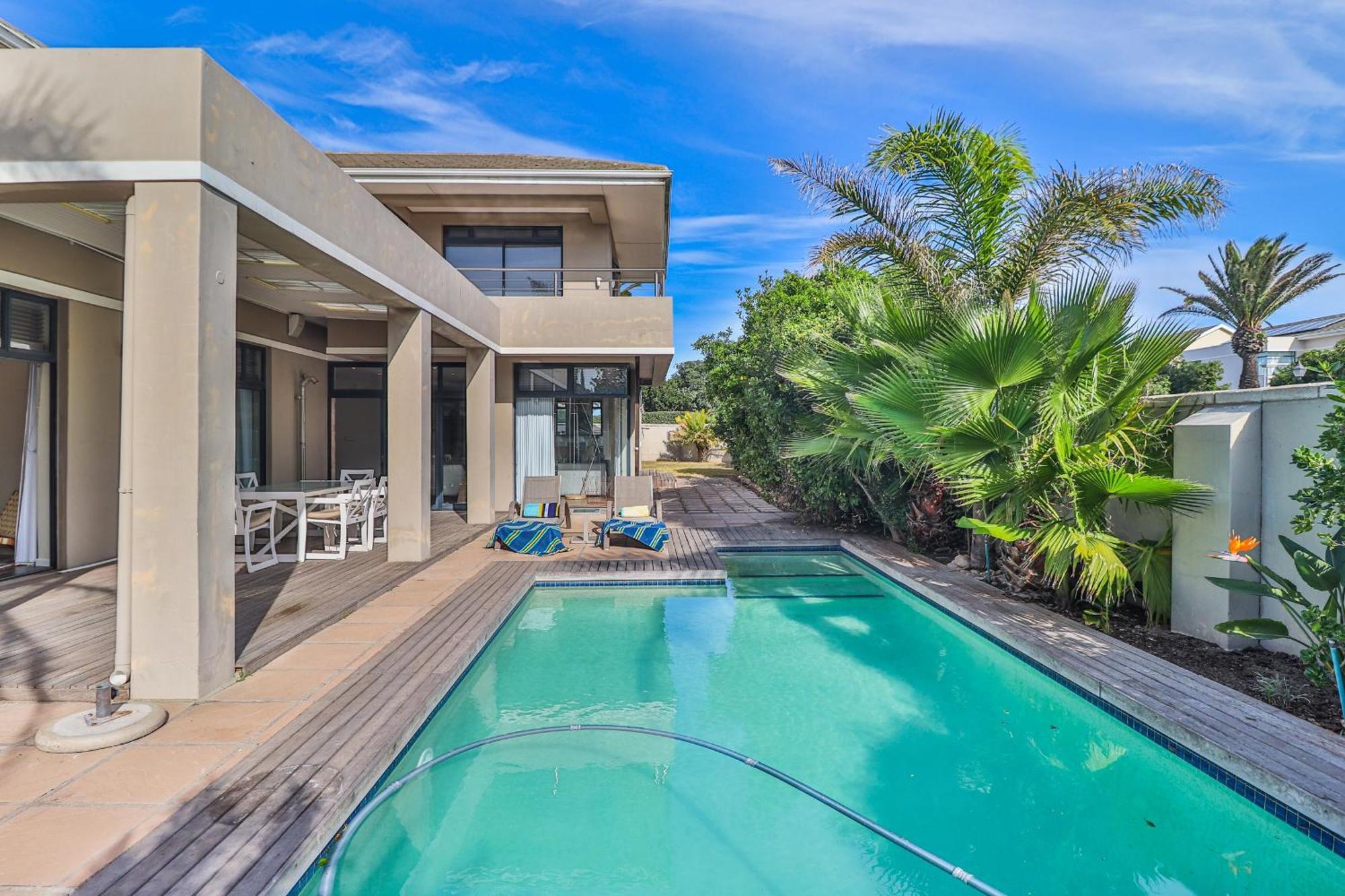 Bayhill Terrace 17 By Ctha *
